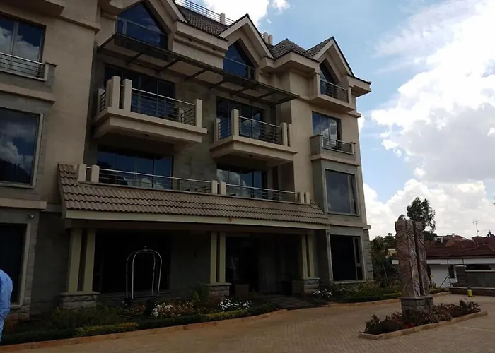 Magna Hotel And Suites